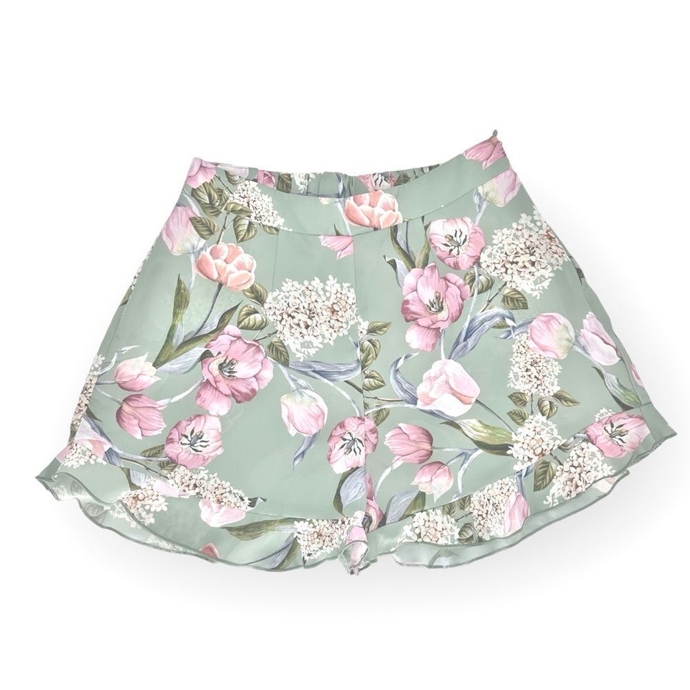 SHOW ME YOUR MUMU BOBBI SHORTS - PRIMAVERA FLORAL KNIT NWT- size M- cottagecore - Picture 2 of 7
